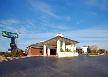 Quality Hotel Morehead City