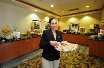 Hampton Inn  Suites DenverCherry Creek