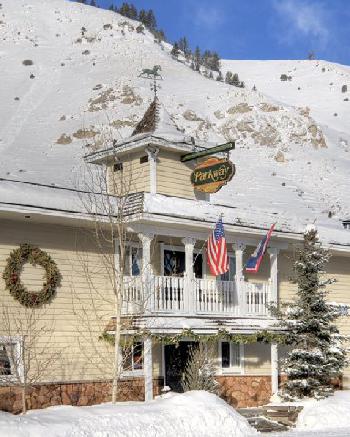 Parkway Inn
