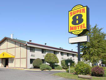 Super 8 Hartford/Windsor