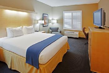 Holiday Inn Express Hotel & Suites MODESTO-SALIDA