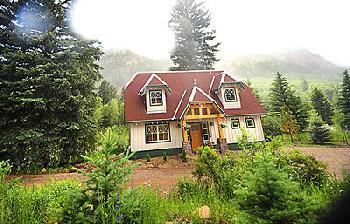 The Historic Redstone Inn