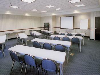 Holiday Inn Express Hotel & Suites MERIDIAN
