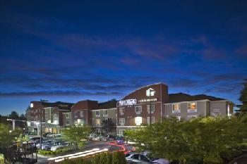 BEST WESTERN PLUS Navigator Inn & Suites