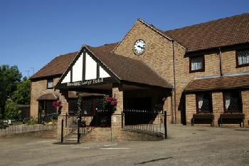 Hunting Lodge Hotel