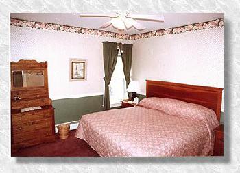 Echo Lake Inn