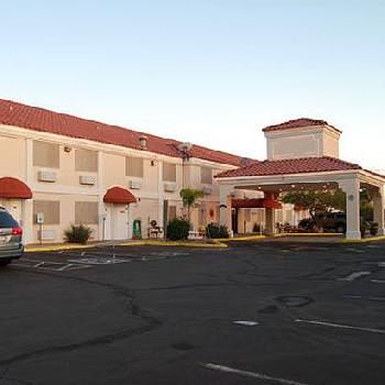 Superstition Inn and Suites