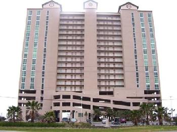 Crystal Shores West by Youngs Sun Coast