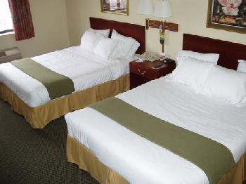 Holiday Inn Express MARSHALL
