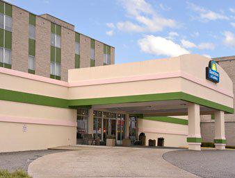 Days Inn and Suites Elkins
