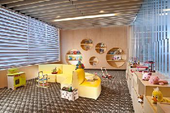 Oakwood Residence Funder Chengdu