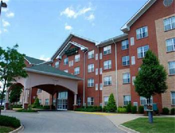 Hawthorn Suites by Wyndham Louisville East