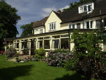 Elva Lodge Hotel