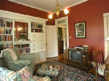 B.F. Hiestand House Bed & Brea