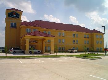 La Quinta Inn & Suites Canton
