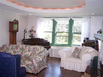 Corner Oak Manor