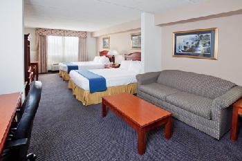 Holiday Inn Express Hotel & Suites GREENVILLE-DOWNTOWN