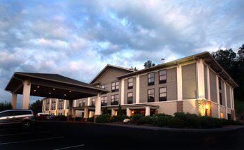 BEST WESTERN PLUS Blue Ridge Plaza