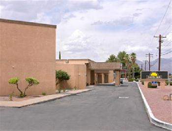 Days Inn and Suites Tucson AZ