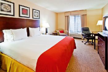 Holiday Inn Express Hotel & Suites DICKSON