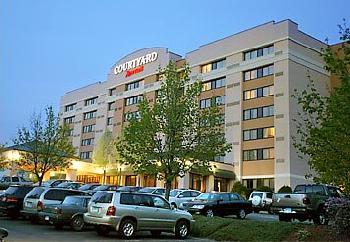 Courtyard Shelton