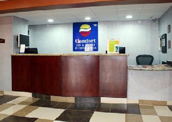 Comfort Inn & Suites Melvindale