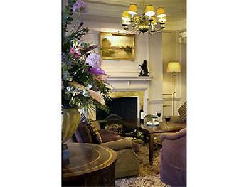 Mercure Windsor Castle Hotel
