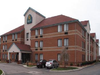 La Quinta Inn Detroit Airport Romulus