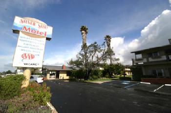 Silver Surf Motel