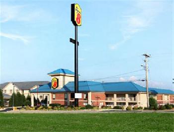 Super 8 Dandridge