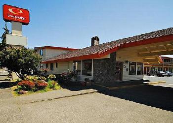 Econo Lodge Inn & Suites