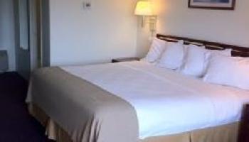 Capri Inn and Suites
