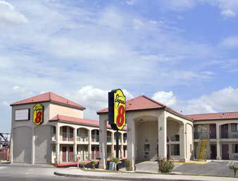 Super 8 Hesperia/Victorville Area