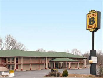 Super 8 Malvern
