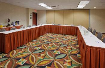 Holiday Inn Express Hotel & Suites MANTECA CITY CENTER