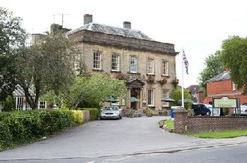The Manor Hotel