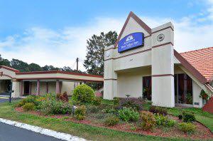 Howard Johnson Express Inn-Smithfield