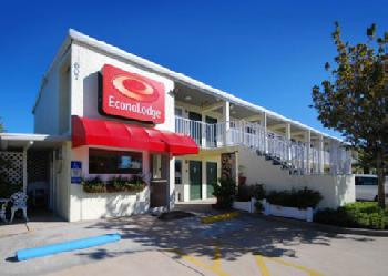 Econo Lodge East