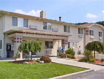 Super 8 Canonsburg/Pittsburg Area