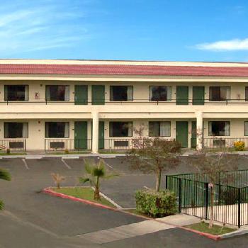 Bakersfield Inn