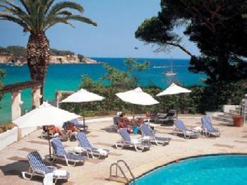 Confortel Caleta Park