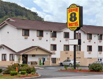 Super 8 Butler