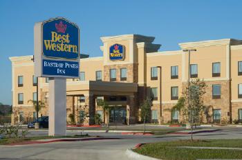 BEST WESTERN Bastrop Pines Inn