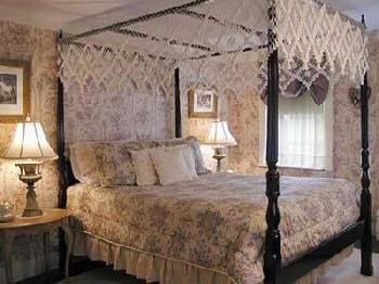 The Old Manse Inn