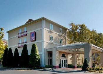 Comfort Suites Airport