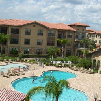 Bella Piazza Condos