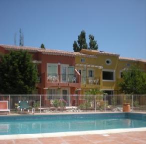 COURT INN AQUA