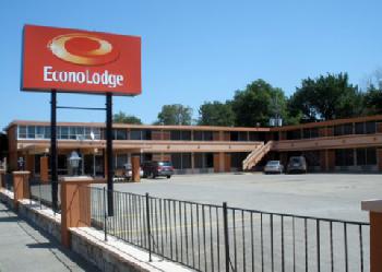Econo Lodge Winfield