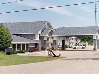 AmericInn Saugatuck Douglas