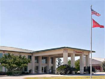 Ramada Luling
